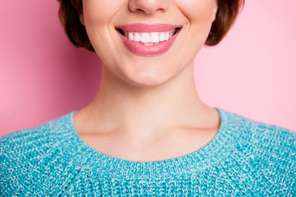 Esthetic Dentistry &#    ; Considers Natural Tooth Color And Opaqueness